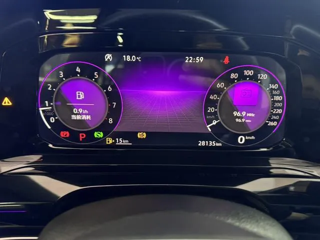 VW GOLF