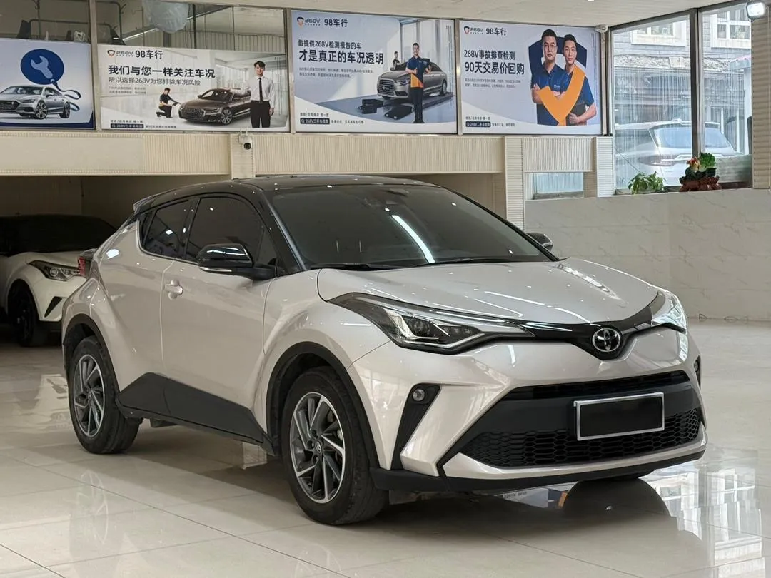 TOYOTA CHR