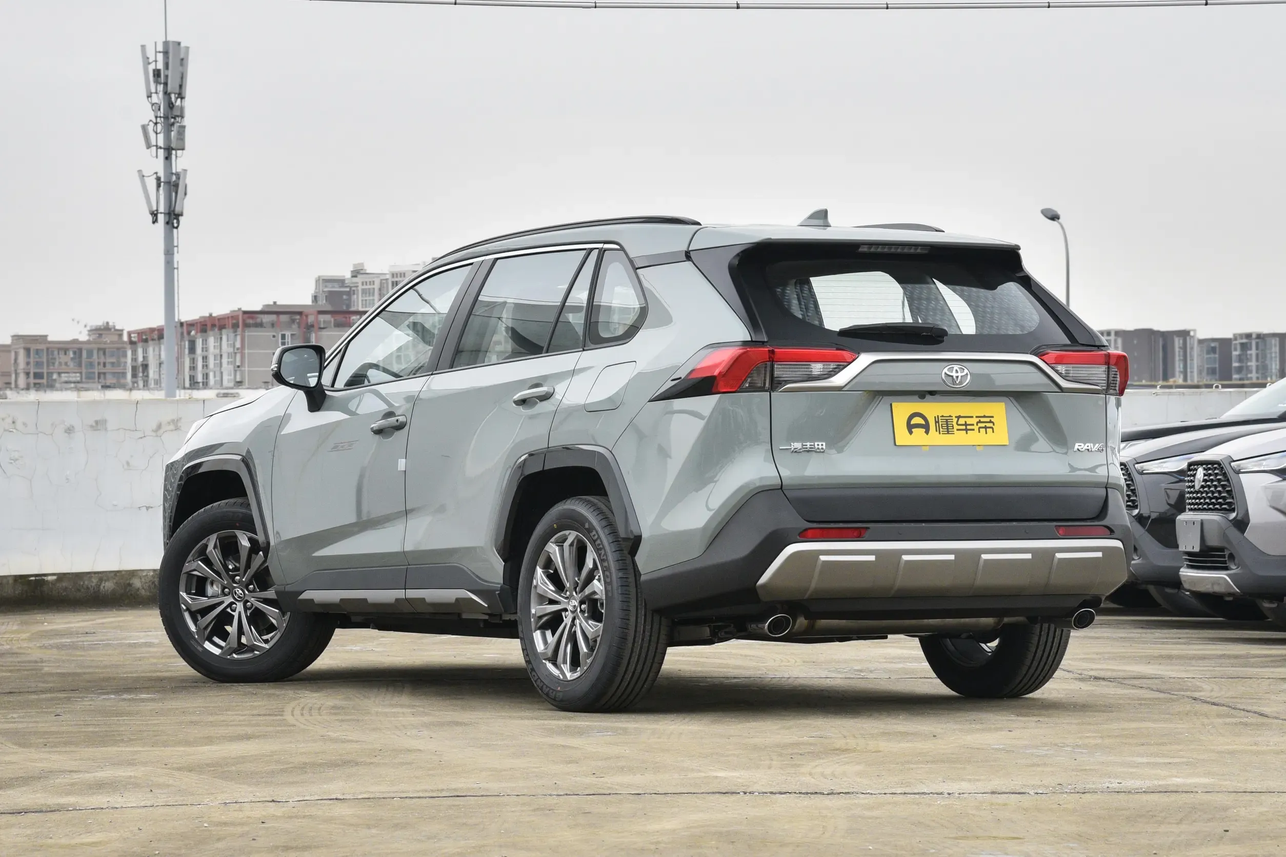 TOYOTA RAV