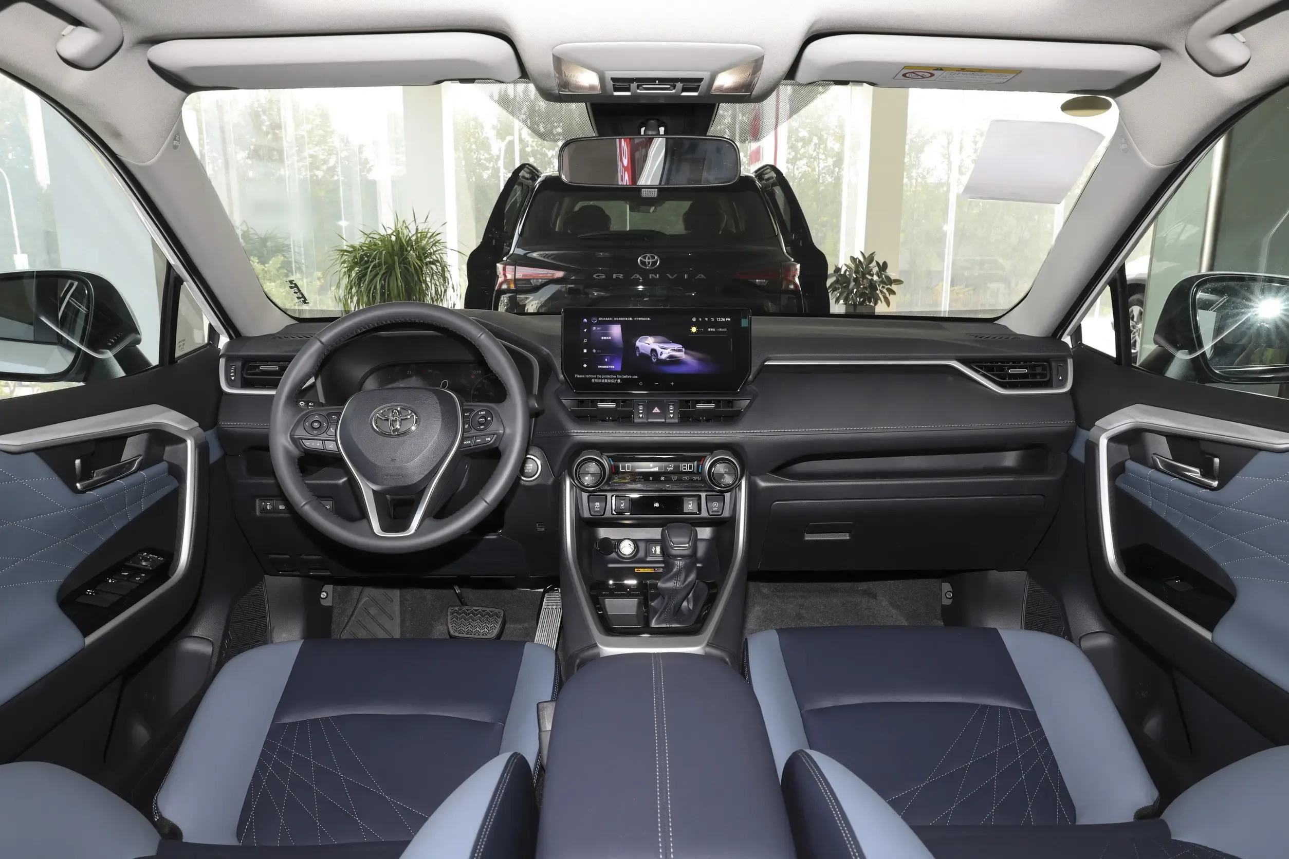 TOYOTA RAV