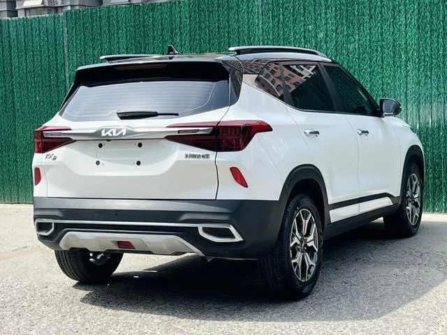 KIA KX3